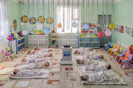 2. Platz, Natalya Saprunova, Mongolia' s Children at Risk