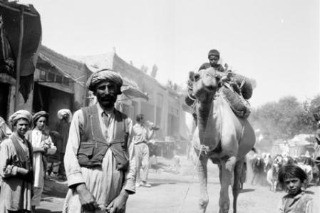 Gesichter Afghanistans 1953, Frau mit Kind Gesichter Afghanistans 1953, Frau mit Kind